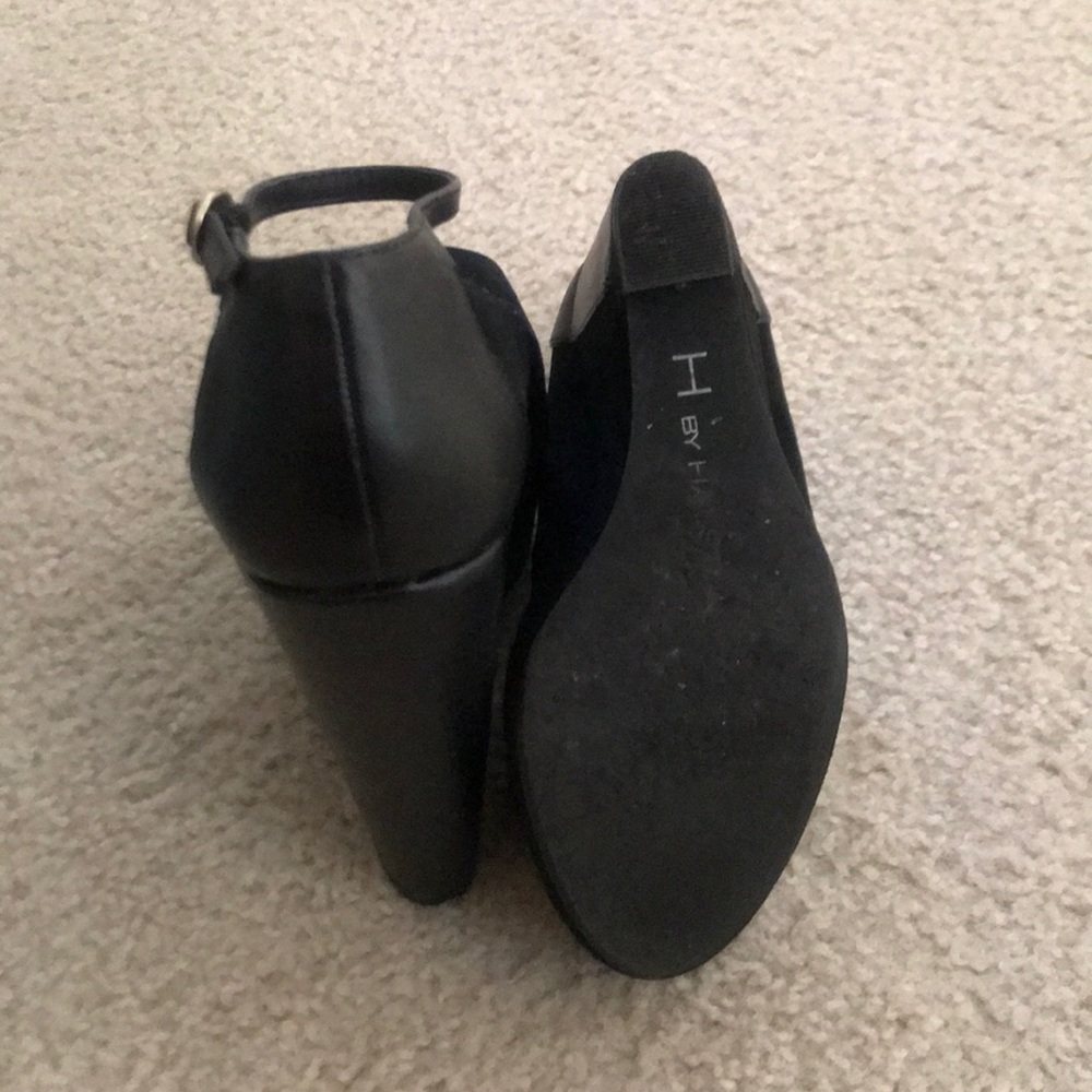Shoes - Picture 4 of 4